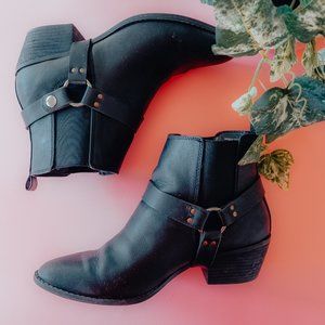 Black Ankle Boots - Comfortable Booties Size 8